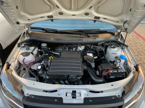 VOLKSWAGEN Saveiro 1.6 16V FLEX MSI EXTREME CABINE DUPLA, Foto 16