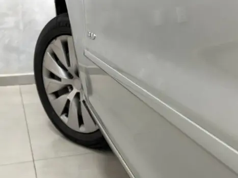 VOLKSWAGEN Space Fox 1.6 4P FLEX TREND, Foto 17