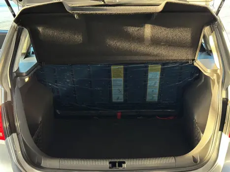 VOLKSWAGEN Space Fox 1.6 4P FLEX SPORTLINE, Foto 6
