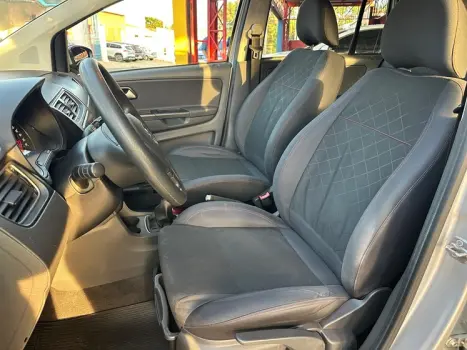 VOLKSWAGEN Space Fox 1.6 4P FLEX SPORTLINE, Foto 12