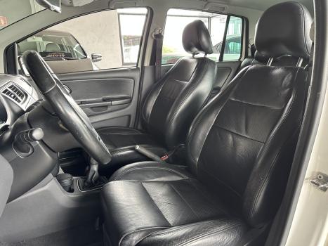 VOLKSWAGEN Space Fox 1.6 4P FLEX SPORTLINE, Foto 6