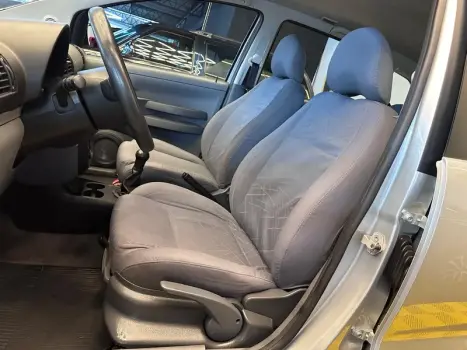 VOLKSWAGEN Space Fox 1.6 4P FLEX, Foto 7