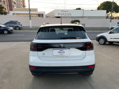 VOLKSWAGEN T-Cross 1.0 4P 200 TSI FLEX SENSE AUTOMÁTICO, Foto 6 VOLKSWAGEN T-Cross 1.0 4P 200 TSI FLEX SENSE AUTOMÁTICO, Foto 6