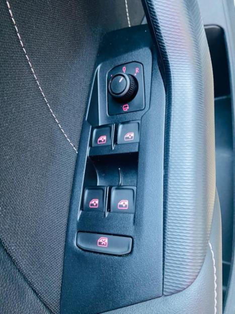 VOLKSWAGEN T-Cross 1.4 4P 250 TSI FLEX HIGHLINE AUTOMTICO, Foto 20