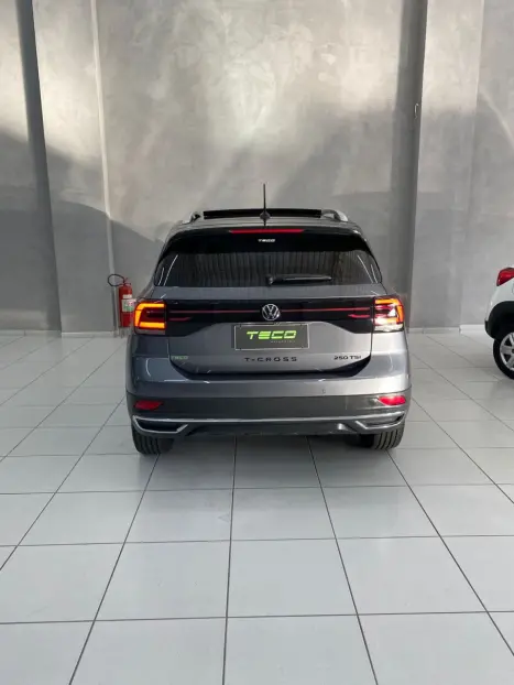 VOLKSWAGEN T-Cross 1.4 4P 250 TSI FLEX HIGHLINE AUTOMTICO, Foto 5