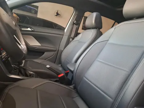 VOLKSWAGEN T-Cross 1.4 4P 250 TSI FLEX HIGHLINE AUTOMTICO, Foto 22