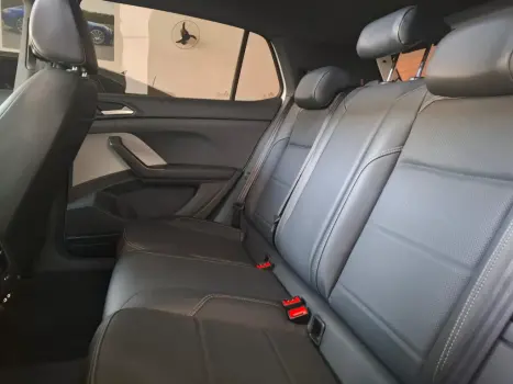 VOLKSWAGEN T-Cross 1.4 4P 250 TSI FLEX HIGHLINE AUTOMTICO, Foto 23