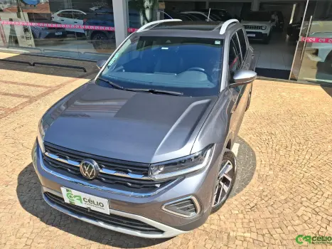 VOLKSWAGEN T-Cross 1.4 4P 250 TSI FLEX HIGHLINE AUTOM�TICO, Foto 2