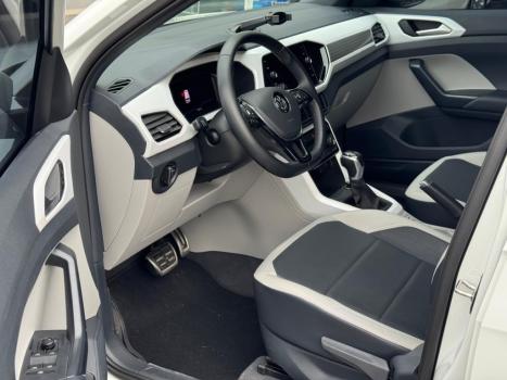 VOLKSWAGEN T-Cross 1.4 4P 250 TSI FLEX HIGHLINE AUTOM�TICO, Foto 11