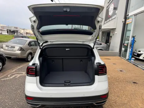 VOLKSWAGEN T-Cross 1.4 4P 250 TSI FLEX HIGHLINE AUTOM�TICO, Foto 16