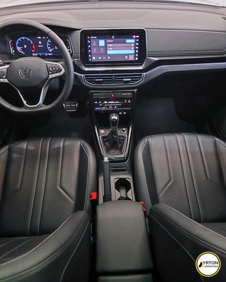 VOLKSWAGEN T-Cross 1.4 4P 250 TSI FLEX HIGHLINE AUTOM�TICO, Foto 13