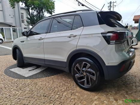 VOLKSWAGEN T-Cross 1.4 4P 250 TSI FLEX HIGHLINE AUTOM�TICO, Foto 11