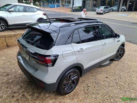 VOLKSWAGEN T-Cross 1.4 4P 250 TSI FLEX HIGHLINE AUTOM�TICO, Foto 15