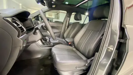 VOLKSWAGEN T-Cross 1.4 4P 250 TSI FLEX HIGHLINE AUTOM�TICO, Foto 10