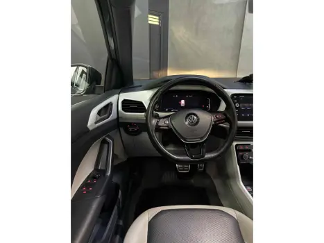 VOLKSWAGEN T-Cross 1.4 4P 250 TSI FLEX HIGHLINE AUTOM�TICO, Foto 13