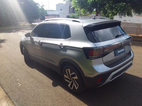 VOLKSWAGEN T-Cross 1.4 4P 250 TSI FLEX HIGHLINE AUTOM�TICO, Foto 11