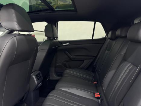 VOLKSWAGEN T-Cross 1.4 4P 250 TSI FLEX HIGHLINE AUTOM�TICO, Foto 11