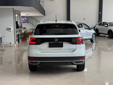 VOLKSWAGEN T-Cross 1.4 4P 250 TSI FLEX HIGHLINE AUTOM�TICO, Foto 4