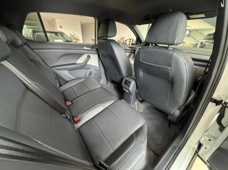 VOLKSWAGEN T-Cross 1.4 4P 250 TSI FLEX HIGHLINE AUTOM�TICO, Foto 13