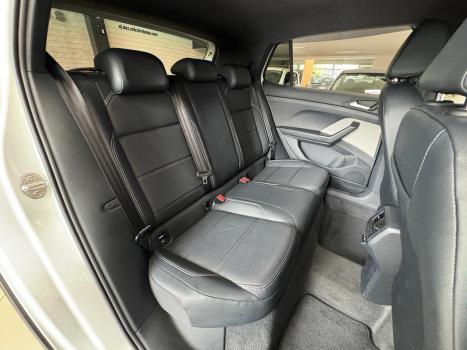VOLKSWAGEN T-Cross 1.4 4P 250 TSI FLEX HIGHLINE AUTOM�TICO, Foto 14