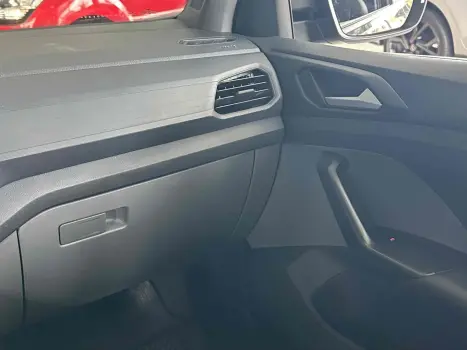 VOLKSWAGEN T-Cross 1.0 4P 200 TSI FLEX SENSE AUTOM�TICO, Foto 18