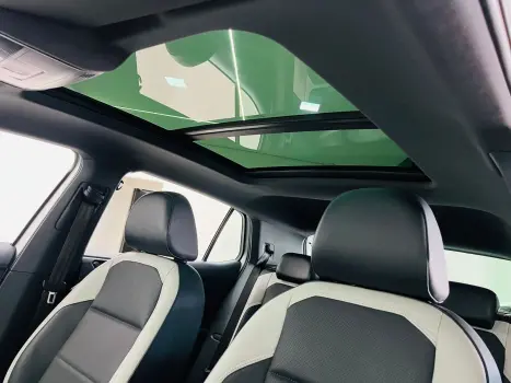 VOLKSWAGEN T-Cross 1.4 4P 250 TSI FLEX HIGHLINE AUTOM�TICO, Foto 12