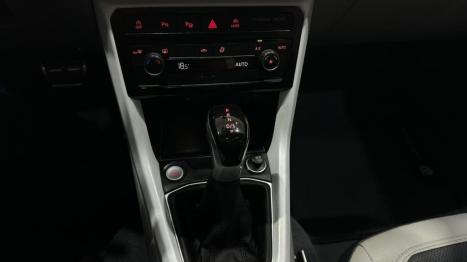 VOLKSWAGEN T-Cross 1.4 4P 250 TSI FLEX HIGHLINE AUTOM�TICO, Foto 10