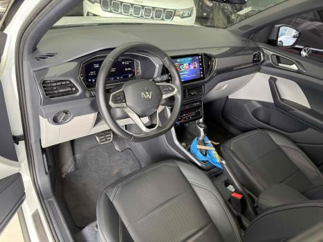 VOLKSWAGEN T-Cross 1.4 4P 250 TSI FLEX HIGHLINE AUTOM�TICO, Foto 11