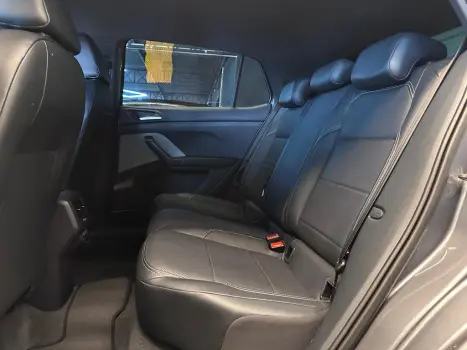 VOLKSWAGEN T-Cross 1.4 4P 250 TSI FLEX HIGHLINE AUTOM�TICO, Foto 8