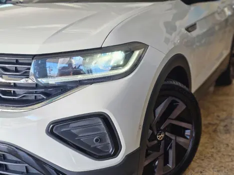 VOLKSWAGEN T-Cross 1.4 4P 250 TSI FLEX HIGHLINE AUTOM�TICO, Foto 15