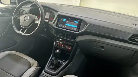 VOLKSWAGEN T-Cross 1.0 4P 200 TSI FLEX AUTOM�TICO, Foto 6