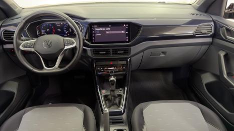 VOLKSWAGEN T-Cross 1.0 4P 200 TSI FLEX COMFORTLINE AUTOM�TICO, Foto 4