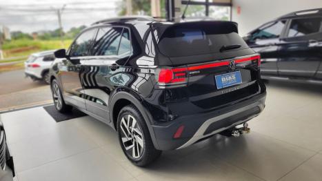 VOLKSWAGEN T-Cross 1.4 4P 250 TSI FLEX HIGHLINE AUTOM�TICO, Foto 4