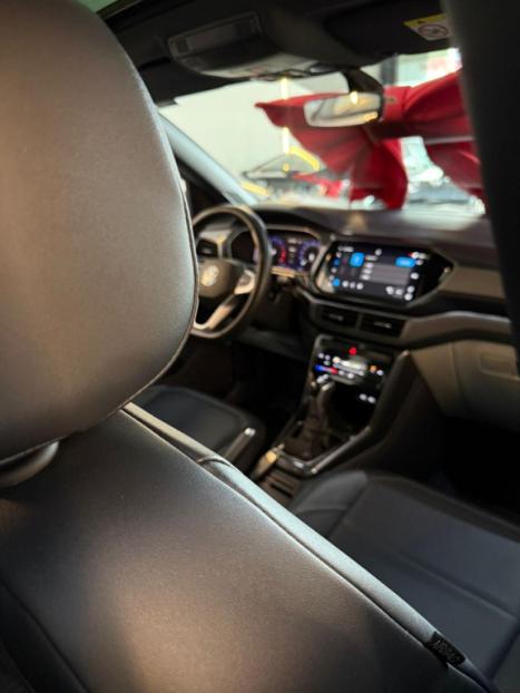 VOLKSWAGEN T-Cross 1.4 4P 250 TSI FLEX HIGHLINE AUTOM�TICO, Foto 9