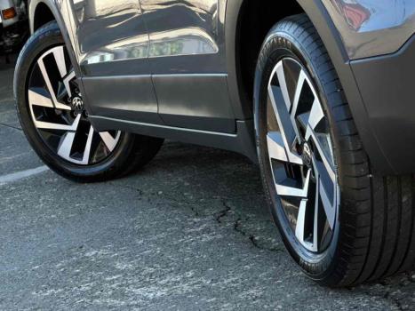 VOLKSWAGEN T-Cross 1.0 4P 200 TSI FLEX COMFORTLINE AUTOM�TICO, Foto 8