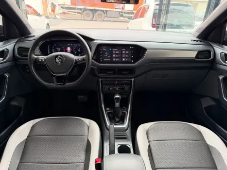 VOLKSWAGEN T-Cross 1.0 4P 200 TSI FLEX COMFORTLINE AUTOM�TICO, Foto 8