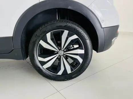 VOLKSWAGEN T-Cross 1.0 4P 200 TSI FLEX HIGHLINE AUTOM�TICO, Foto 22