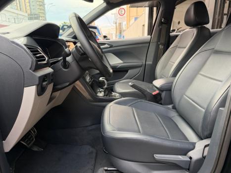 VOLKSWAGEN T-Cross 1.4 4P 250 TSI FLEX HIGHLINE AUTOM�TICO, Foto 12