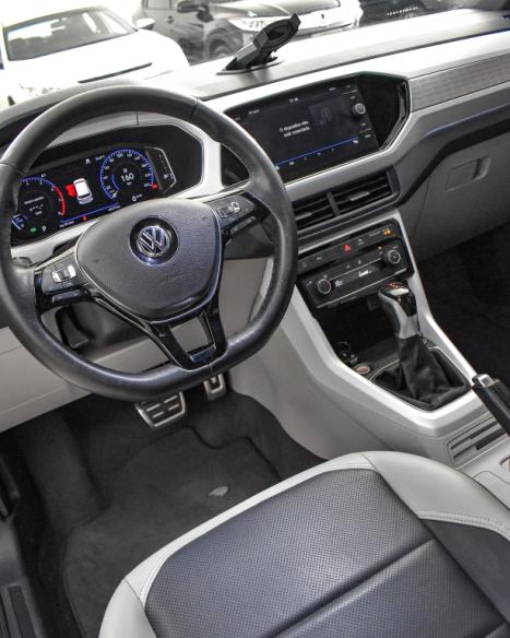 VOLKSWAGEN T-Cross 1.4 4P 250 TSI FLEX HIGHLINE AUTOM�TICO, Foto 13