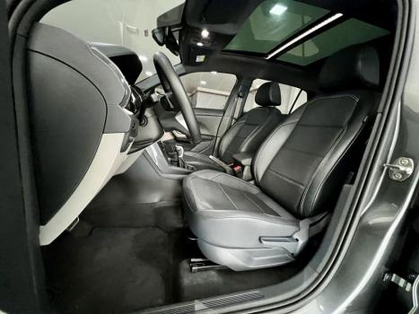 VOLKSWAGEN T-Cross 1.4 4P 250 TSI FLEX HIGHLINE AUTOM�TICO, Foto 9