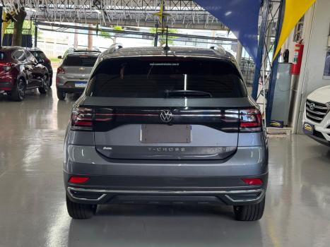 VOLKSWAGEN T-Cross 1.4 4P 250 TSI FLEX HIGHLINE AUTOM�TICO, Foto 4