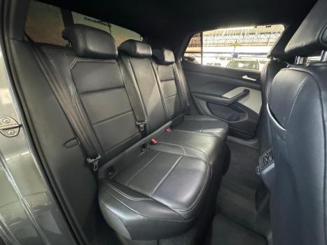 VOLKSWAGEN T-Cross 1.4 4P 250 TSI FLEX HIGHLINE AUTOM�TICO, Foto 14