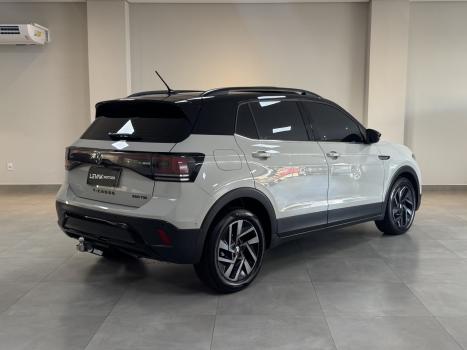 VOLKSWAGEN T-Cross 1.4 4P 250 TSI FLEX HIGHLINE AUTOM�TICO, Foto 3