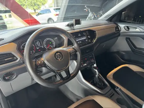 VOLKSWAGEN T-Cross 1.0 4P 200 TSI FLEX COMFORTLINE AUTOM�TICO, Foto 9