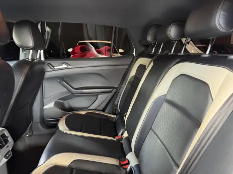 VOLKSWAGEN T-Cross 1.0 4P 200 TSI FLEX COMFORTLINE AUTOM�TICO, Foto 14