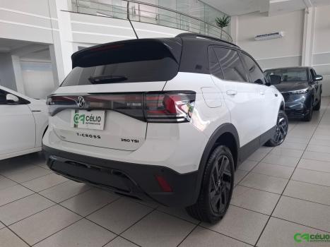 VOLKSWAGEN T-Cross 1.4 4P 250 TSI FLEX HIGHLINE AUTOM�TICO, Foto 14