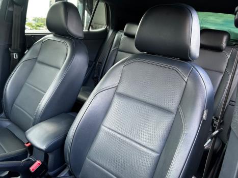 VOLKSWAGEN T-Cross 1.4 4P 250 TSI FLEX HIGHLINE AUTOM�TICO, Foto 15