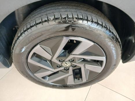 VOLKSWAGEN T-Cross 1.4 4P 250 TSI FLEX EXTREME HIGHLINE DSG AUTOM�TICO, Foto 13