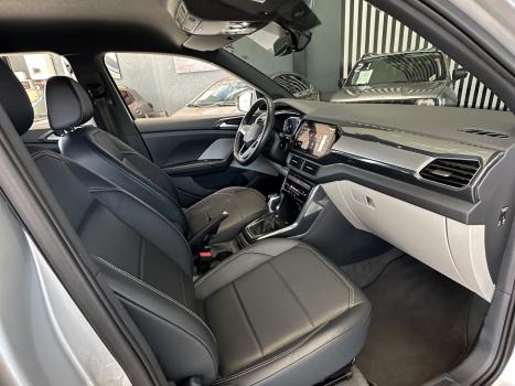 VOLKSWAGEN T-Cross 1.4 4P 250 TSI FLEX HIGHLINE AUTOM�TICO, Foto 13
