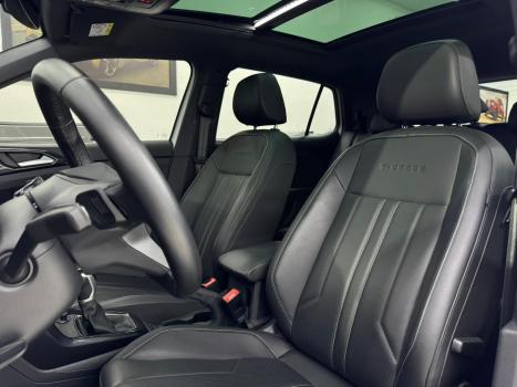 VOLKSWAGEN T-Cross 1.4 4P 250 TSI FLEX HIGHLINE AUTOM�TICO, Foto 9